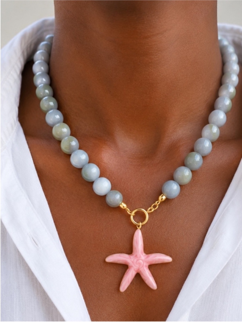 New! Coastal Colorful Blue Beaded Starfish Necklace NWOT 5048